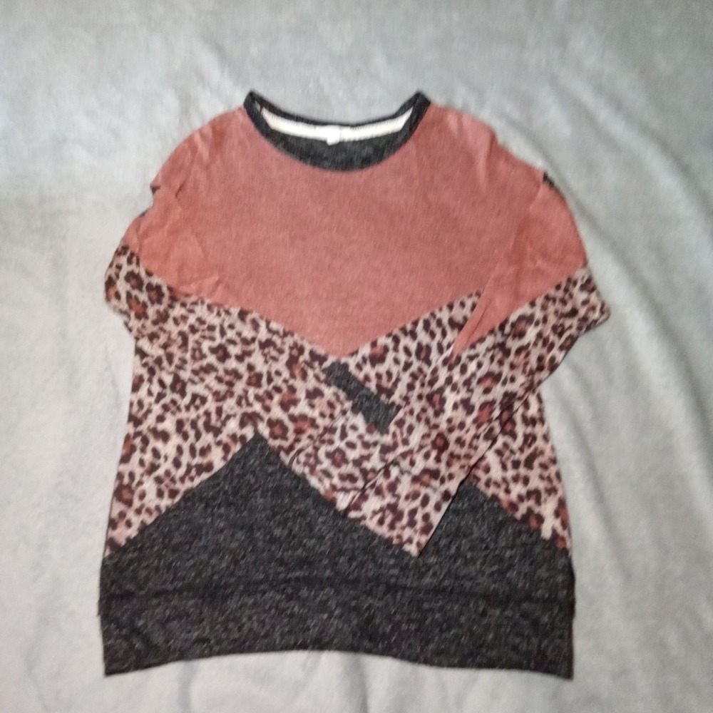 Maurices Womens Small Leopard Colorblock Pullover Top Charcoal Pink Long Sleeve